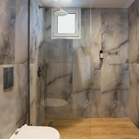 Villa Starlight Luxury Retreat *