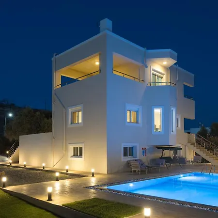 Starlight Luxury Retreat ヴィラ ラルドス